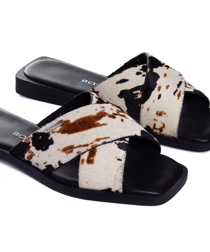 Tamanco Rasteira Bottero Animal Print Couro Preto/branco